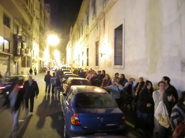 Museum Line 3am (This is just one block, it wrapped around to a second entire block)