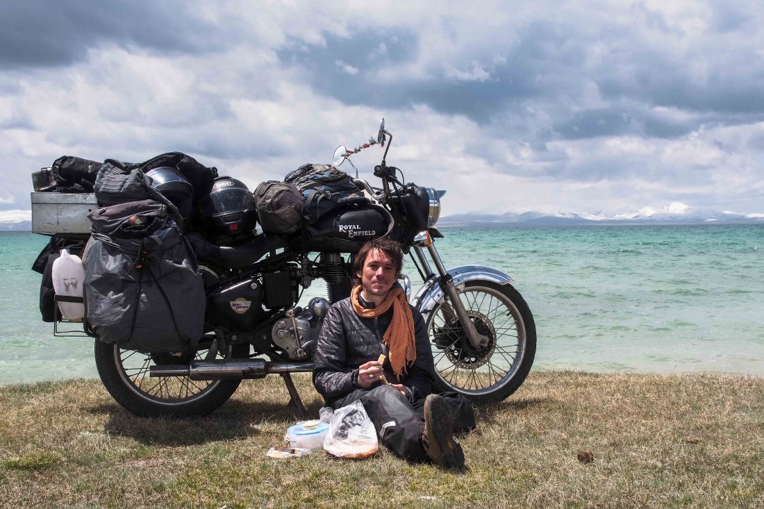 Lunch break next to the lake